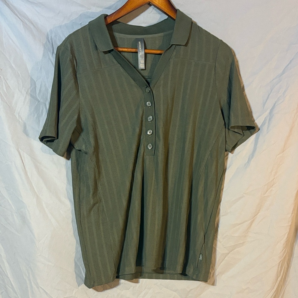 Mondetta Women's Green Polo Shirt NWT